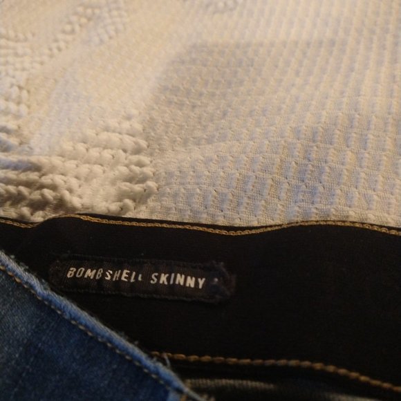 Torrid skinny jeans - Picture 3 of 4